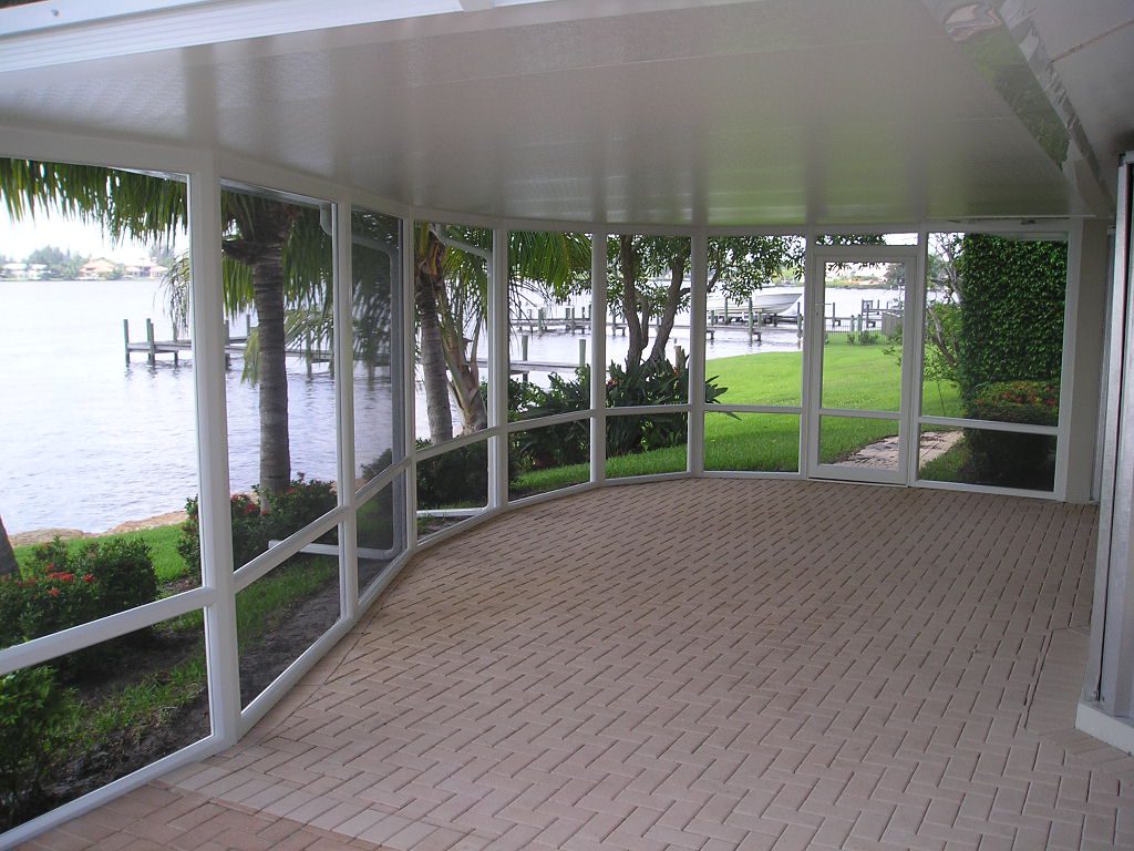 Screen Room in Houston, TX Near Me