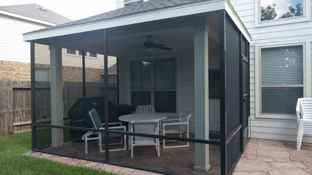 screened in patio enclosure in sienna plantation tx