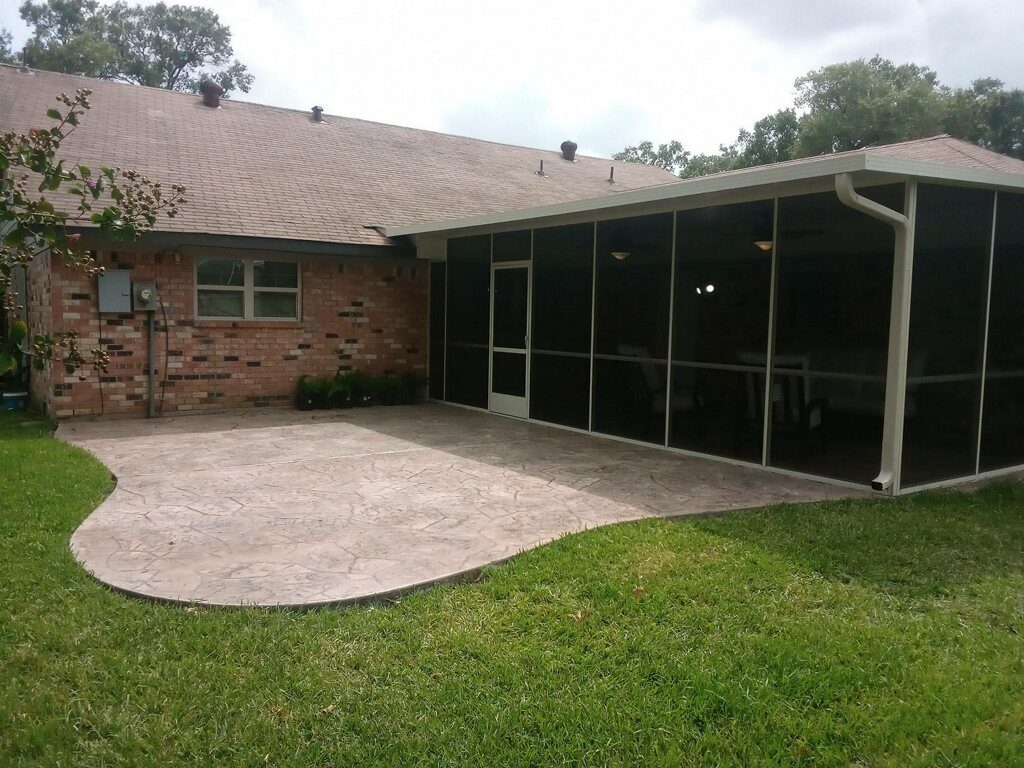 screened in patio enclosure in sienna plantation, tx